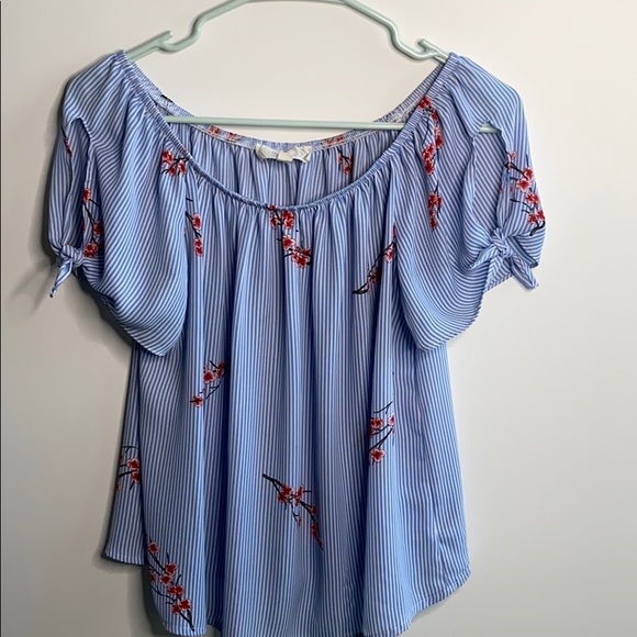 Pink rose off the shoulder silk top - Picture 4 of 5